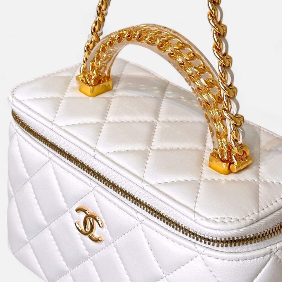 Chanel Long Vanity with Chain Bag - Image 4