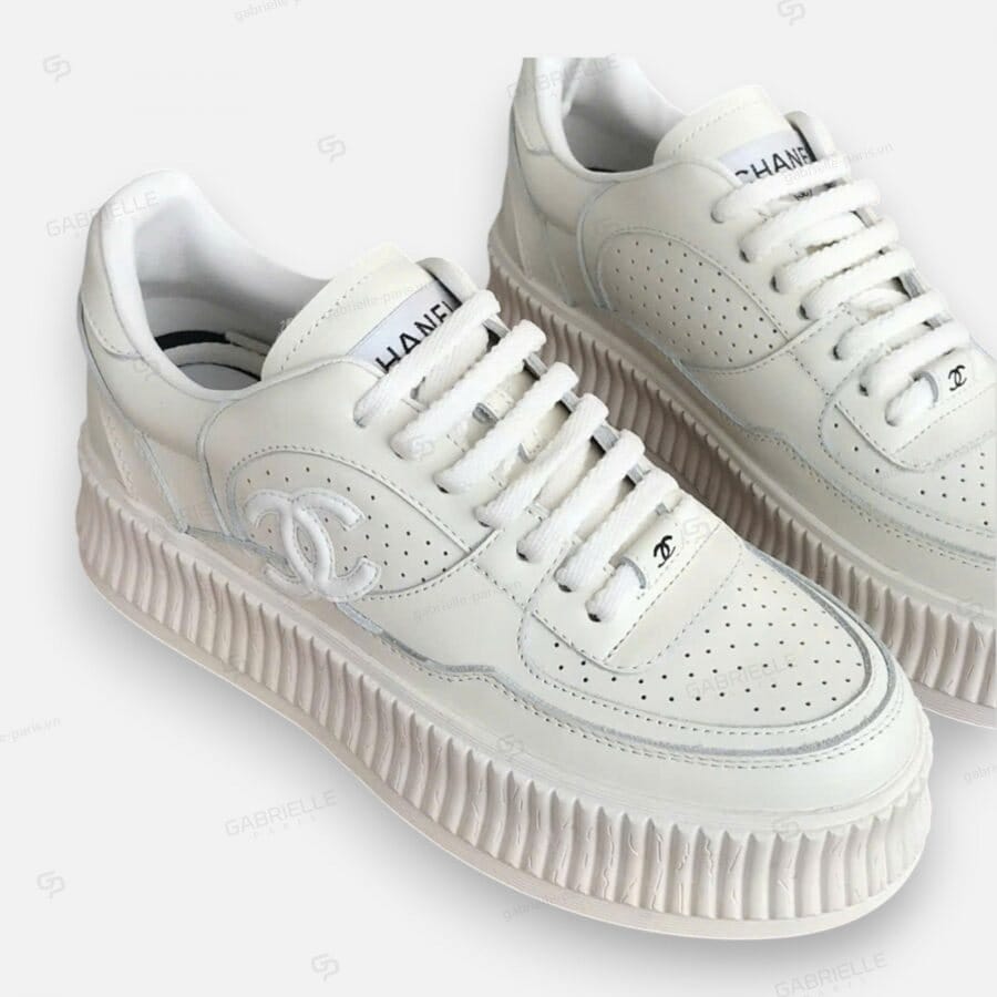 Chanel Chunky Sneakers in White Calfskin Leather - Image 3