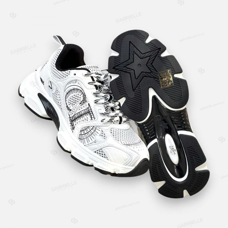 Dior Chrono Sneakers in White - Image 4