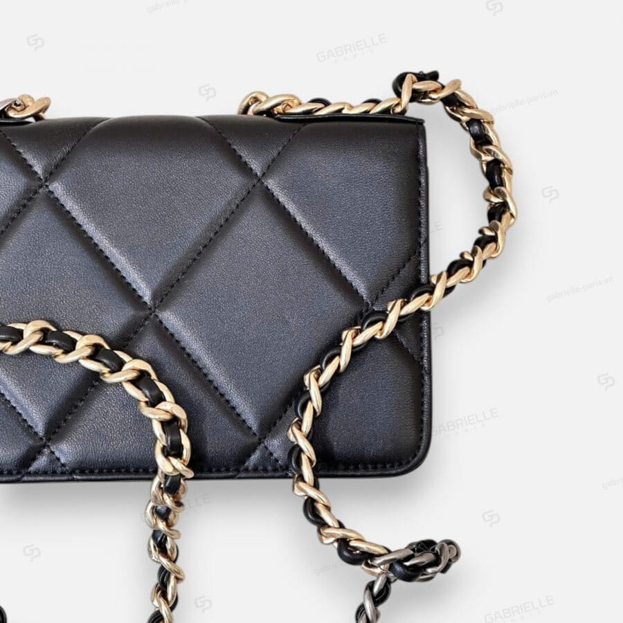 Chanel 19 WOC in Black with Lambskin Leather Bag - Image 7