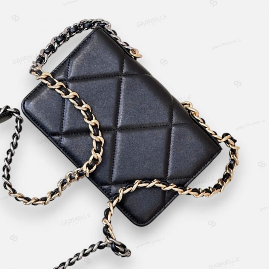 Chanel 19 WOC in Black with Lambskin Leather Bag - Image 9