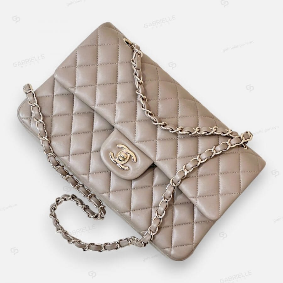 Chanel Classic Flap from Beige Lambskin Leather Bag - Image 2