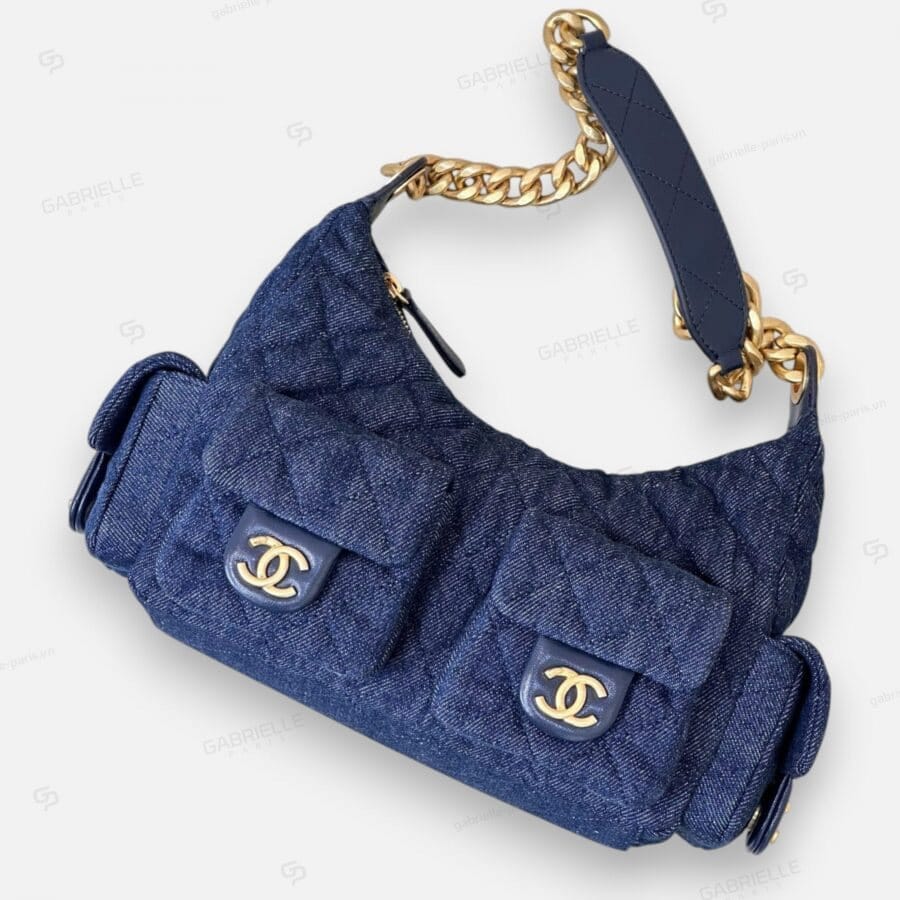 Chanel 25C Hobo in a Deep Blue Charcoal Color Bag - Image 3