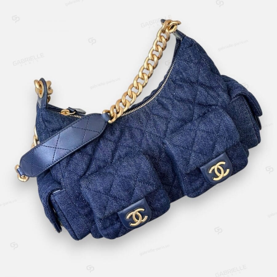 Chanel 25C Hobo in a Deep Blue Charcoal Color Bag - Image 7