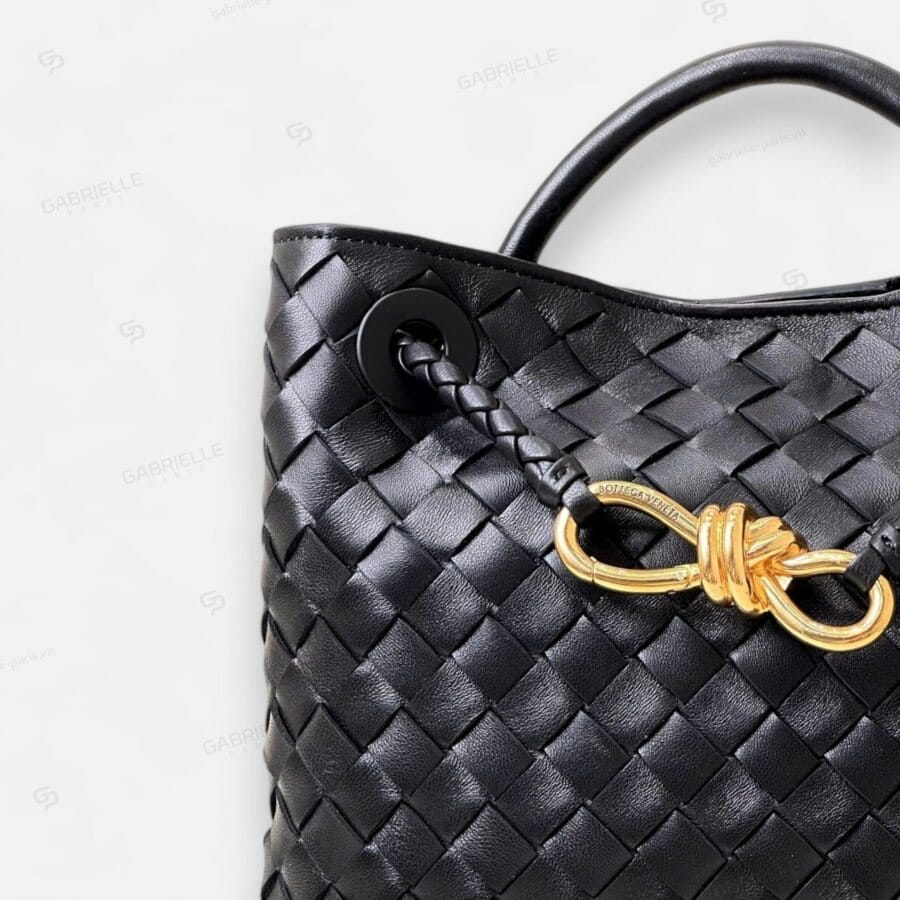 Bottega Veneta Andiamo HandBag Black Nappa Lambskin Leather - Image 2