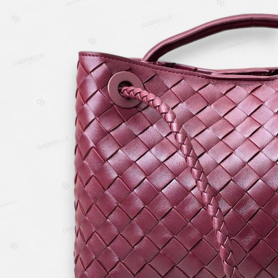 Bottega Veneta Andiamo Wine Red with Nappa leather Bag - Image 4