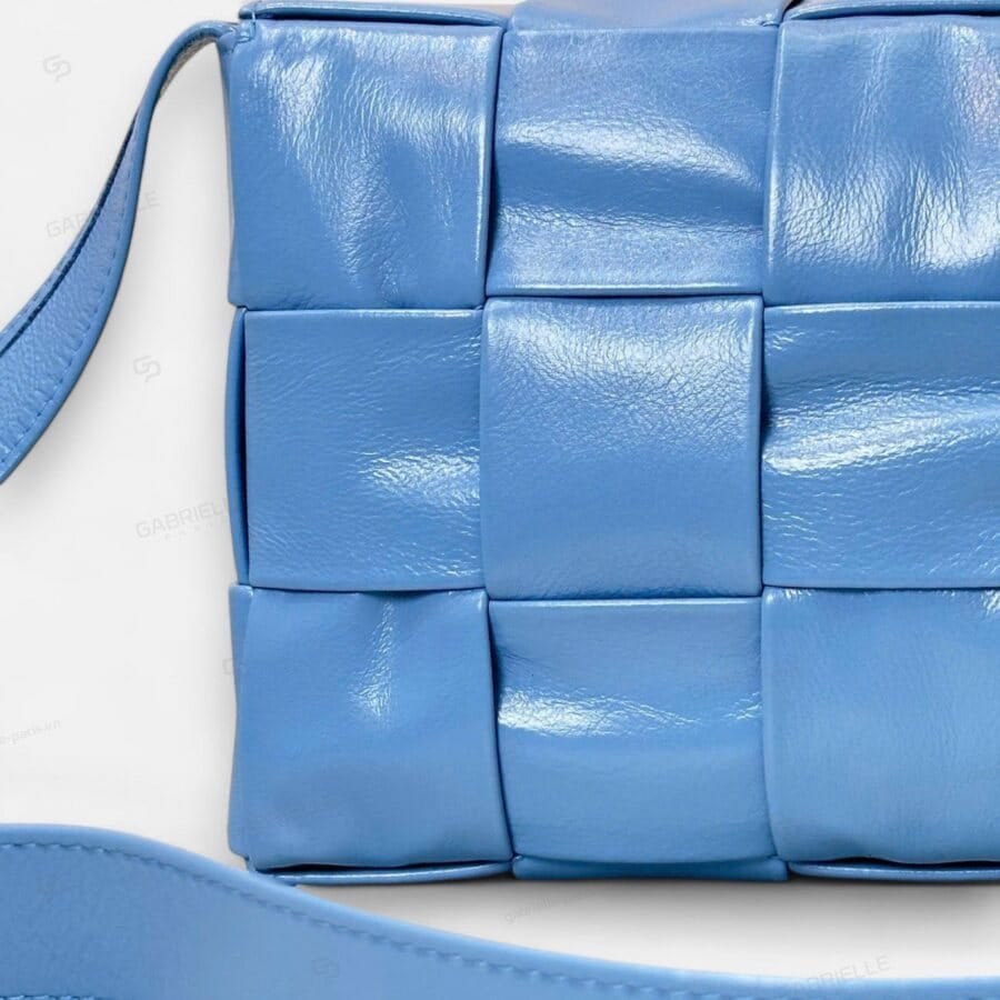 Bottega Veneta Cassette in Blue with Calfskin Bag - Image 3