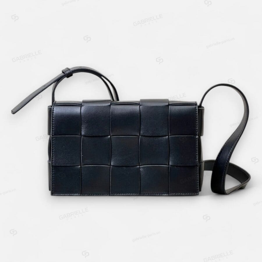 Bottega Veneta Intrecciato in black Bag