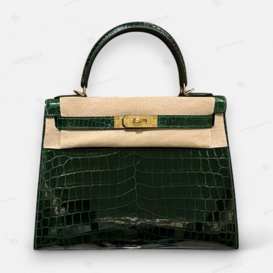 Hermes Kelly 28 Vert Foncé GHW HandBag Niloticus