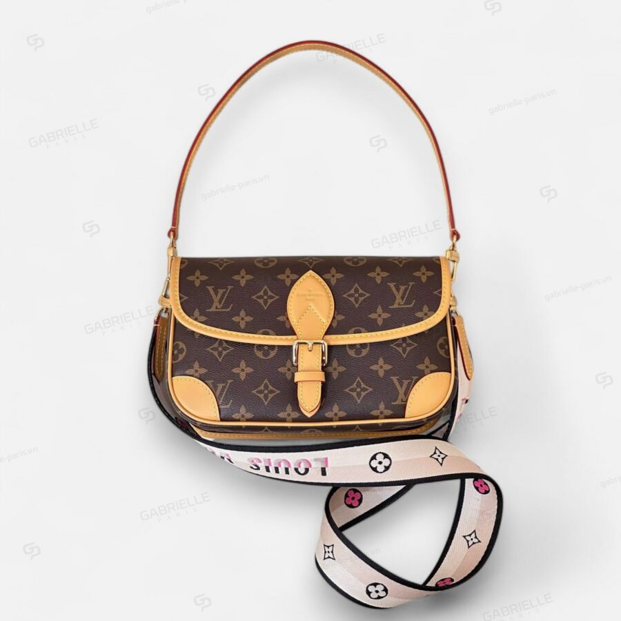 Louis Vuitton Diane Monogram Baguette Bag - Image 5