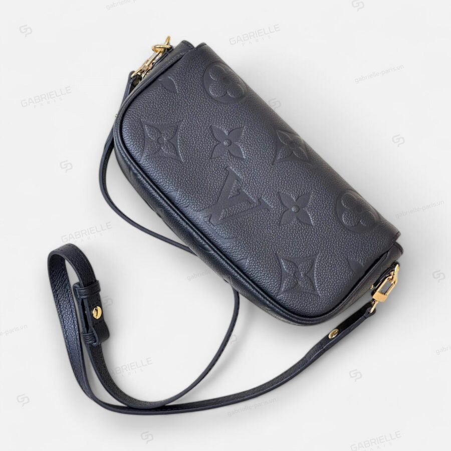 Louis Vuitton Ivy WOC Monogram Empreinte Black Bag - Image 5